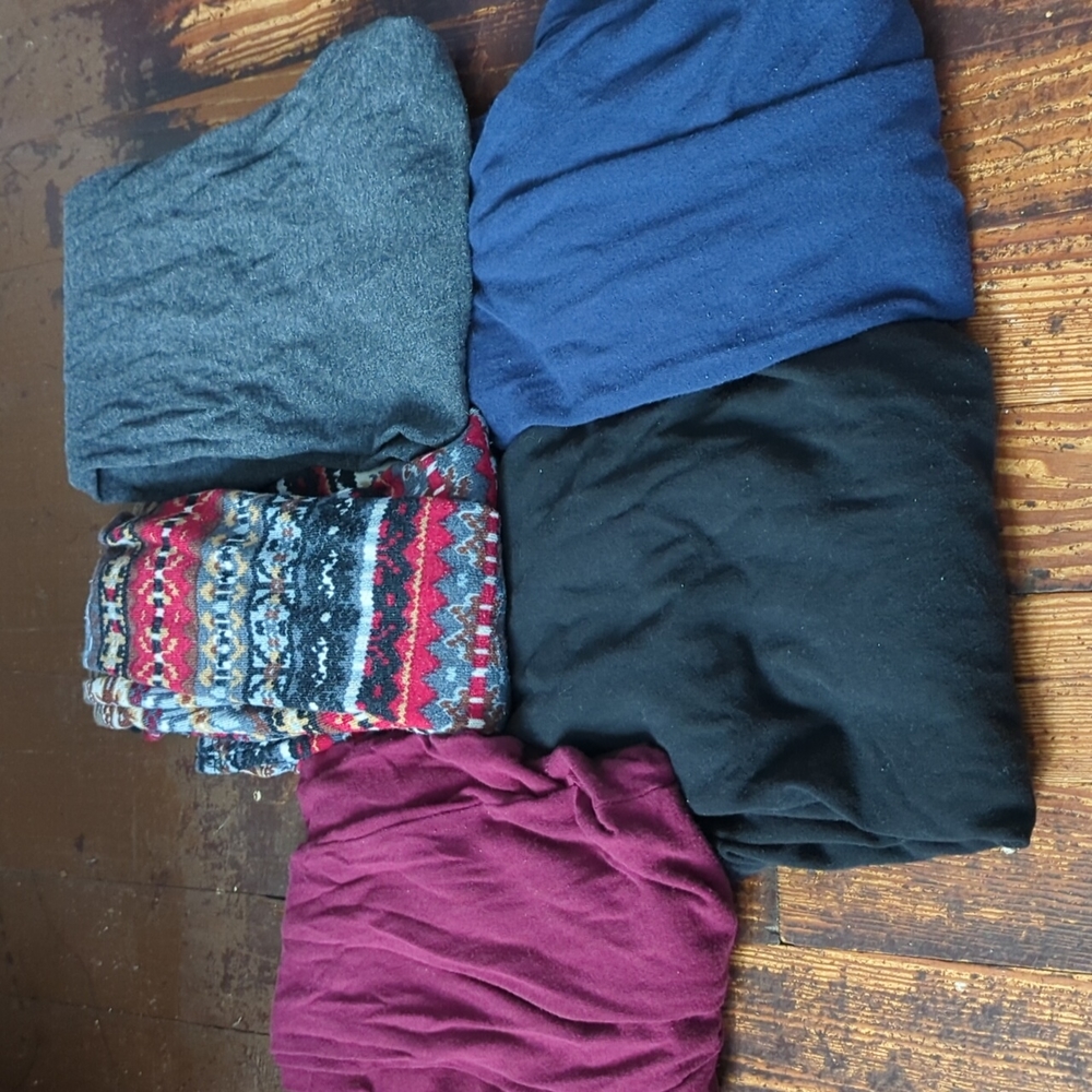 Set of 5 Size Small Leggings
